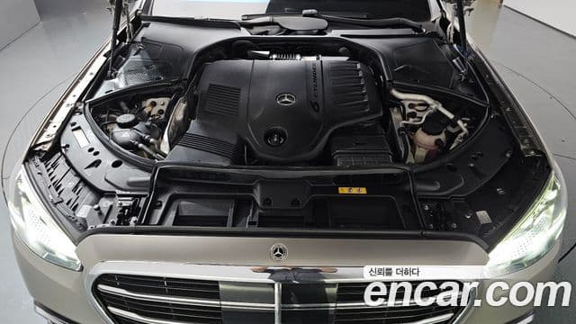 Mercedes-Benz S-Class 2021 — ფოტო 21/40