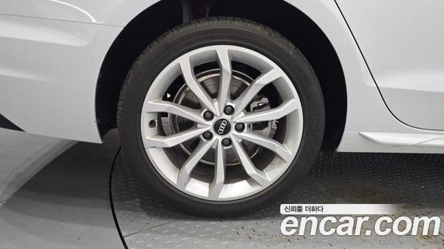 Audi A4 2022 — Şəkil 5/20
