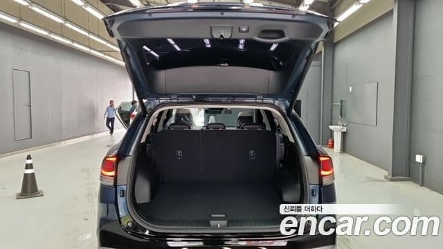 Kia Sportage 2022 — Şəkil 16/18