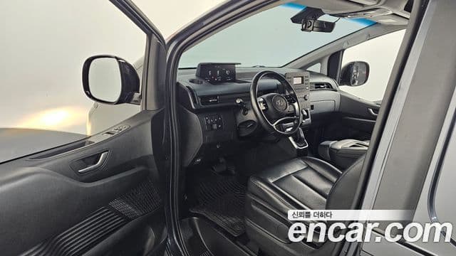 Hyundai Staria 2021 — Фото 10/20
