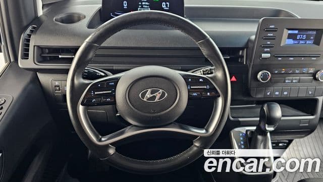 Hyundai Staria 2021 — Фото 13/20