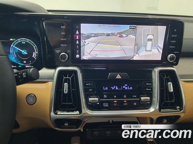 Kia Sorento 2022 — ფოტო 9/20