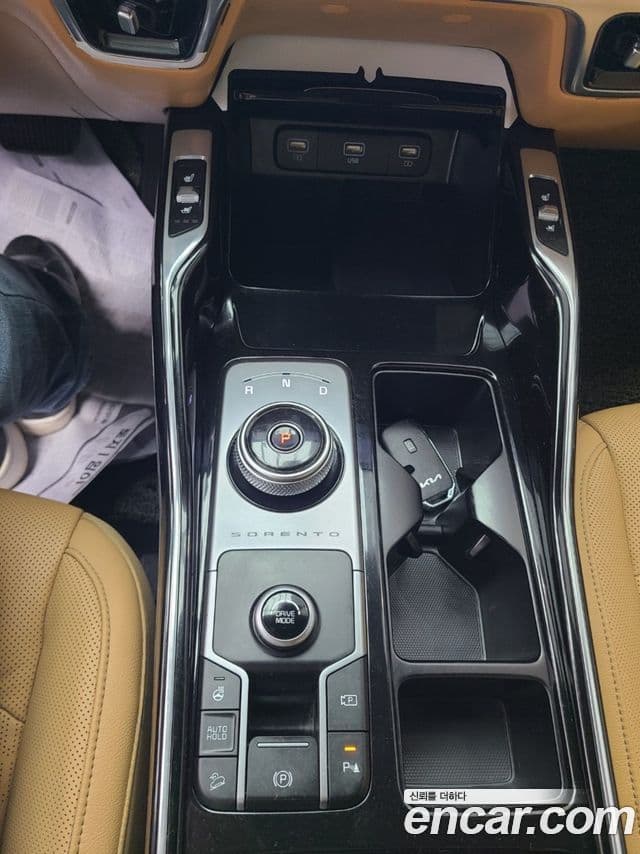 Kia Sorento 2022 — ფოტო 11/20