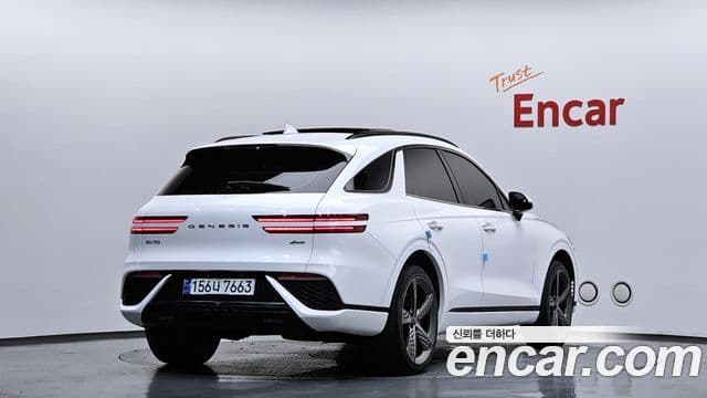 Genesis GV70 2021 — Şəkil 2/20
