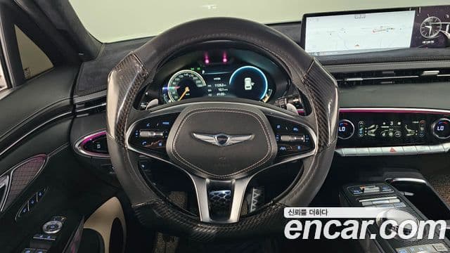 Genesis GV70 2021 — Şəkil 13/20