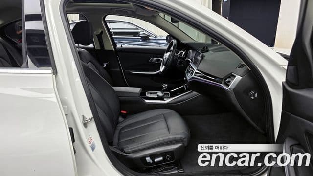 BMW 3 Series 2021 — ფოტო 10/20
