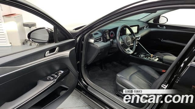 Kia K5 2023 — фото 10 из 20