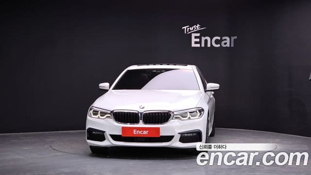 BMW 5 Series 2020 — ფოტო 3/20