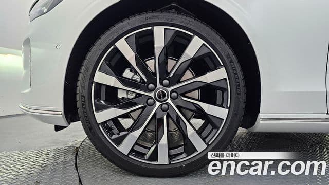 Volvo S90 2025 — фото 5 из 20
