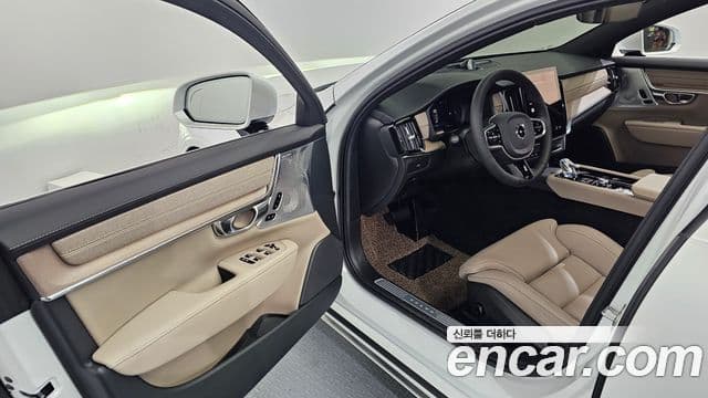 Volvo S90 2025 — фото 10 из 20