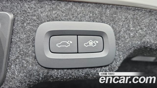 Volvo S90 2025 — фото 18 из 20