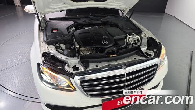 Mercedes-Benz E-Class 2019 — Şəkil 6/20