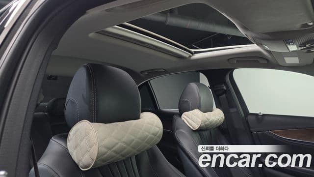 Mercedes-Benz E-Class 2019 — Şəkil 18/20