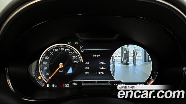 Genesis GV70 2021 — ფოტო 6/20