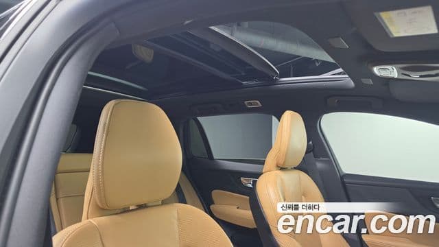 Volvo V60 Cross Country 2020 — Şəkil 18/20