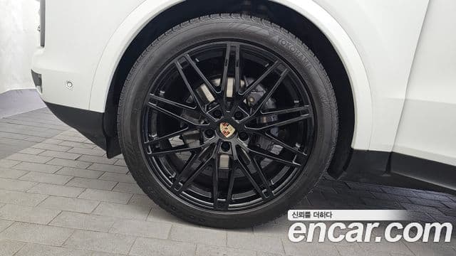 Porsche Cayenne 2023 — Şəkil 4/20