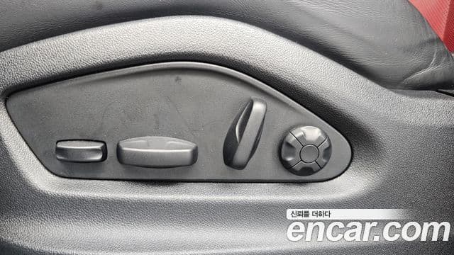 Porsche Cayenne 2023 — Photo 30/35