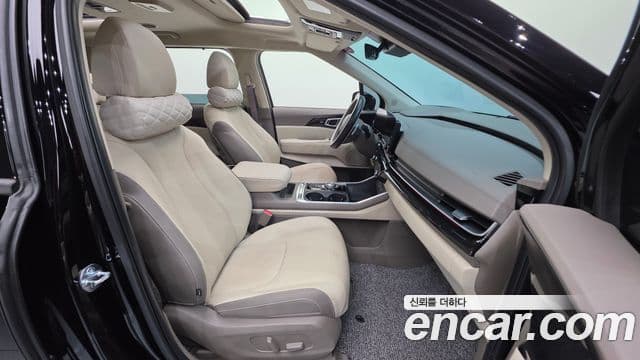Kia Carnival 2024 — Şəkil 15/20