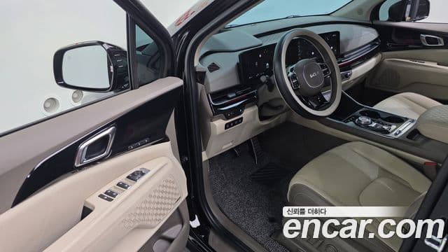 Kia Carnival 2024 — Şəkil 18/20