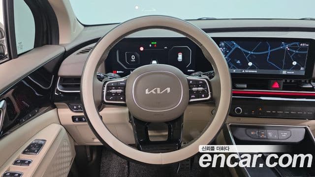 Kia Carnival 2024 — Şəkil 9/20