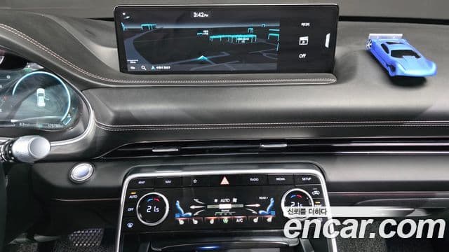 Genesis GV80 2020 — фото 13 из 20