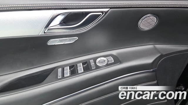 Genesis GV80 2020 — фото 20 из 20