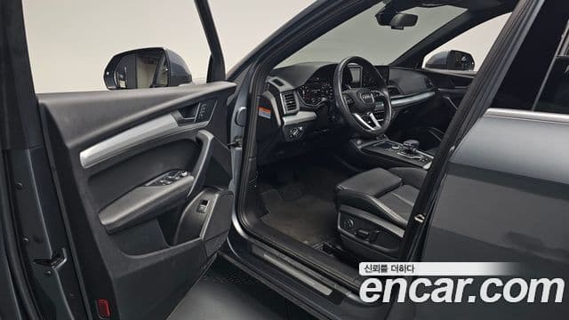 Audi Q5 2020 — фото 10 из 20