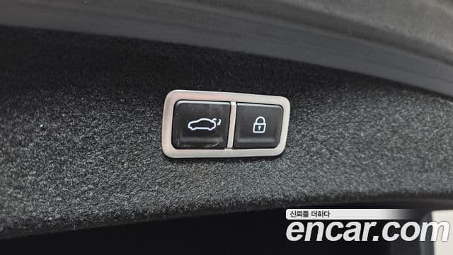 Genesis Electrified G80 2020 — ფოტო 17/20