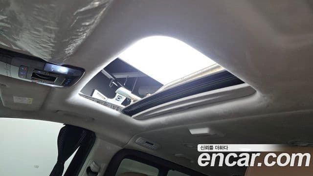 Hyundai Staria 2021 — фото 15 из 20