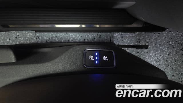 Hyundai Staria 2021 — ფოტო 16/20