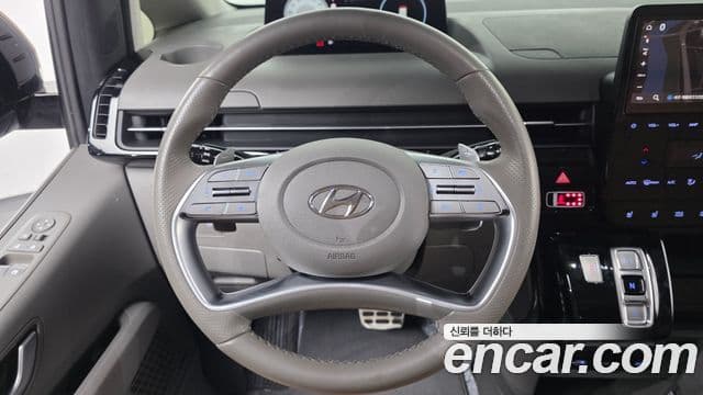 Hyundai Staria 2021 — фото 17 из 20