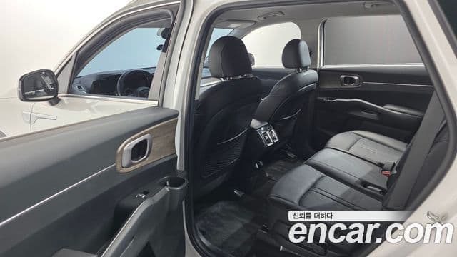 Kia Sorento 2020 — Şəkil 18/20