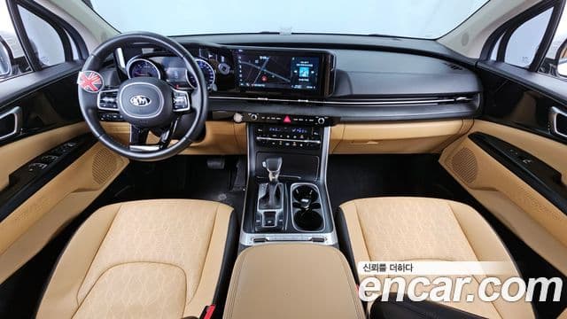 Kia Carnival 2021 — Фото 7/20
