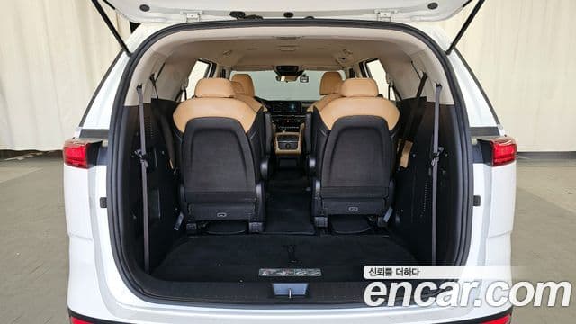 Kia Carnival 2021 — Фото 20/20