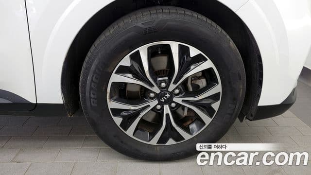 Kia Carnival 2021 — Şəkil 12/30