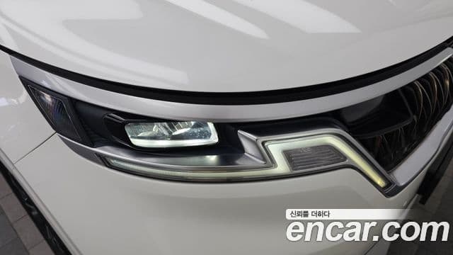 Kia Carnival 2021 — Şəkil 29/30