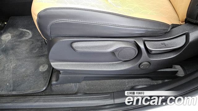 Kia Carnival 2021 — Şəkil 30/30