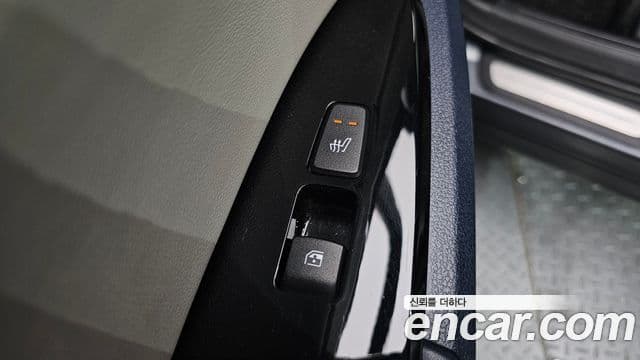 Kia Sportage 2021 — Фото 19/20