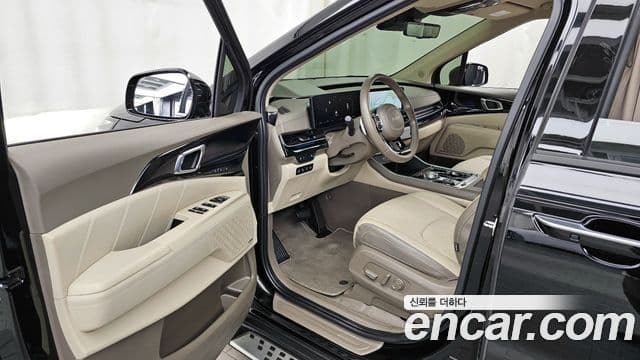 Kia Carnival 2024 — Фото 10/20