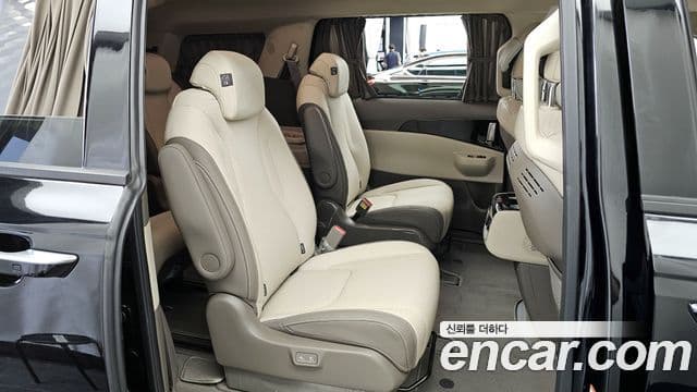 Kia Carnival 2024 — Фото 12/20