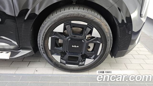 Kia Carnival 2024 — Photo 22/38