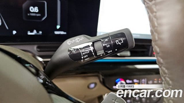Kia Carnival 2024 — Photo 36/38