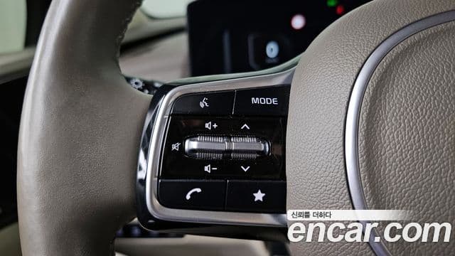 Kia Carnival 2024 — Photo 3/38