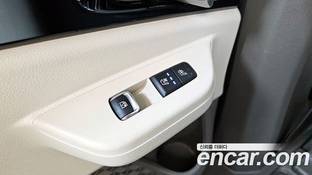 Kia Carnival 2024 — Photo 15/38