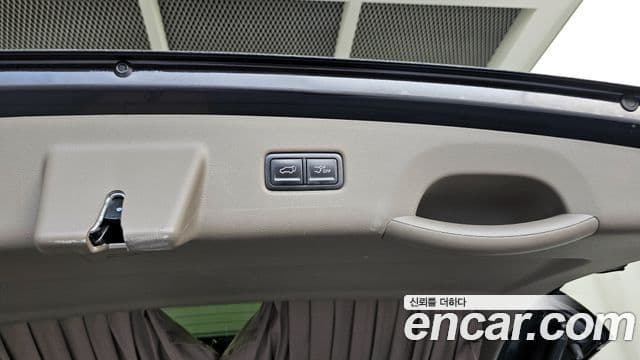 Kia Carnival 2024 — Photo 12/38