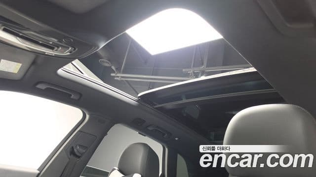 Audi Q5 2021 — ფოტო 17/20