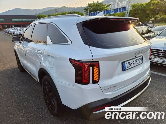 Kia Sorento 2024 — Şəkil 4/18