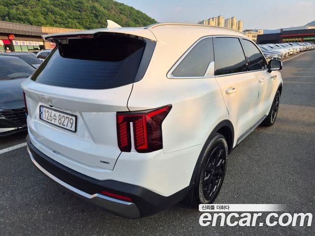 Kia Sorento 2024 — Şəkil 6/18