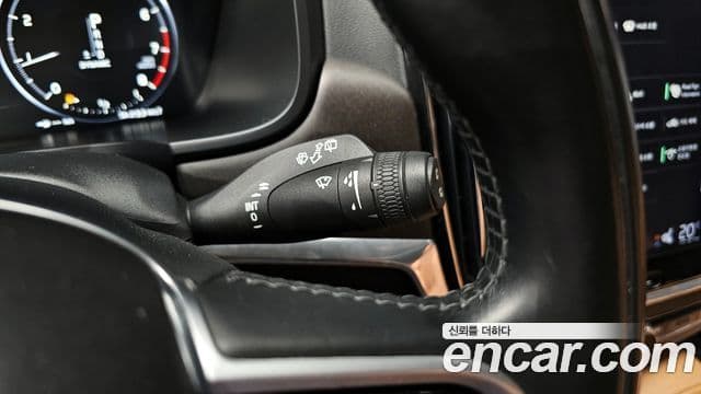 Volvo V90 Cross Country 2018 — Photo 14/30