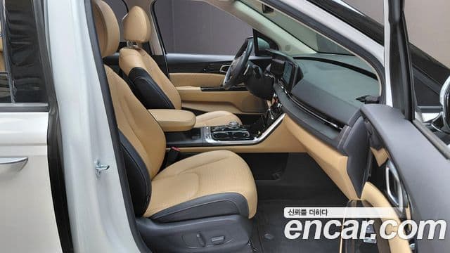 Kia Carnival 2022 — Şəkil 10/20